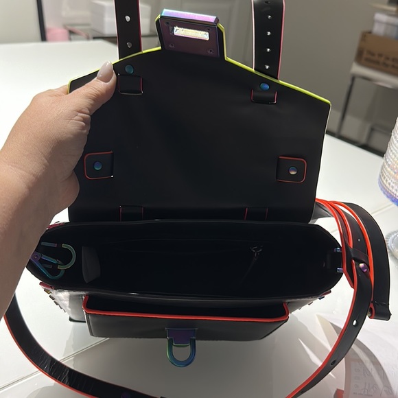 MICHAEL KORS MANHATTAN Medium Satchel - Picture 4 of 5